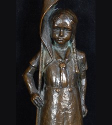 Bronze Jungmädel W/Fahne- Edelgarde von Berge u. Herrendorf # 3430