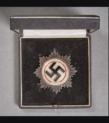Cased German Cross in Silver- Deschler # 3577