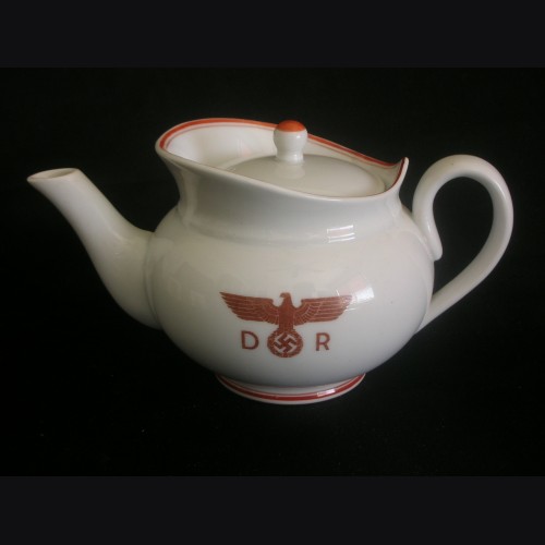 Deutsches Reichsbahn Tea Pot ( Nymphenburg )