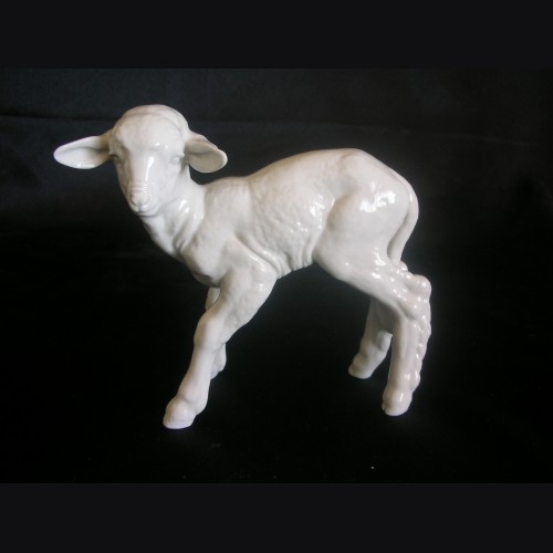Allach Porcelain #107- Baby Lamb