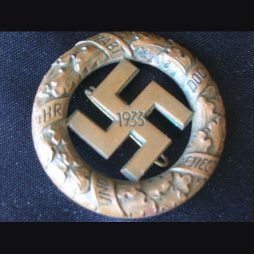 Gau Munich Commemorative Badge- Deschler  # 1043
