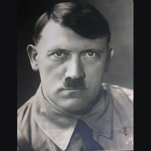 Adolf Hitler Signed Studio Photo- Hoffmann Large