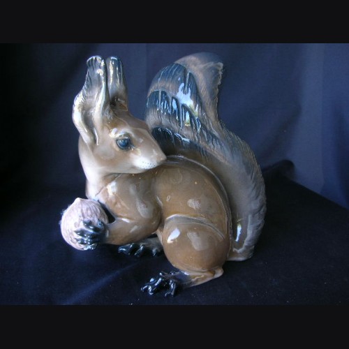 Large Rosenthal Gray Squirrel With Nut ( Prof. Karner ) # 1333