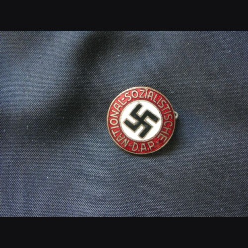 N.S.D.A.P Party Pin- Ges. Gesch # 1571