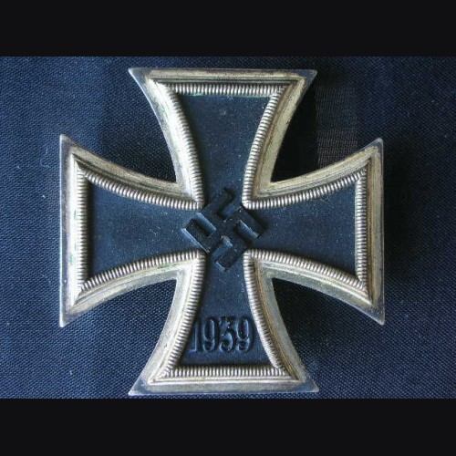 Iron Cross 1st Class ( Deumer ) Cased # 1706