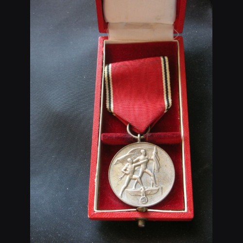 Cased March 1938 Commemorative Medal- Austria (GS) # 1771