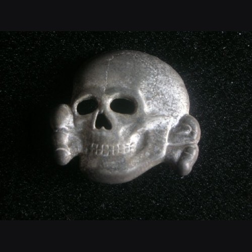 SS Totenkopf Cap Skull- Deschler # 1941