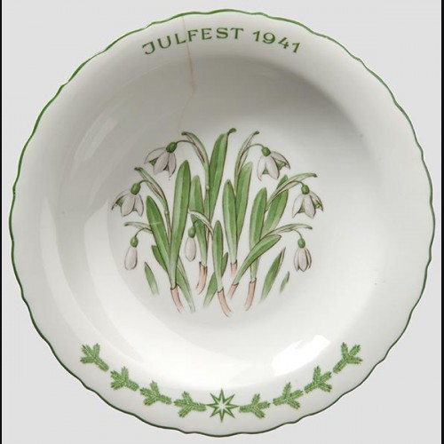 Oswald Pohl Commercial Julfest Plate 1941 # 594